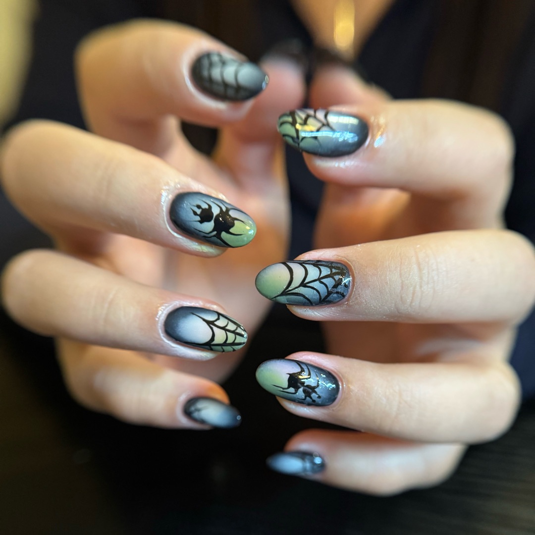 builder gel girl